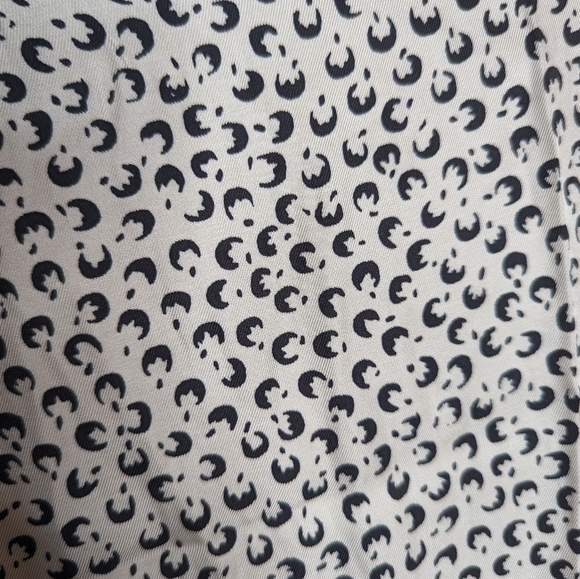 VINCE. Black and White Wrap Skirt - Picture 11 of 15